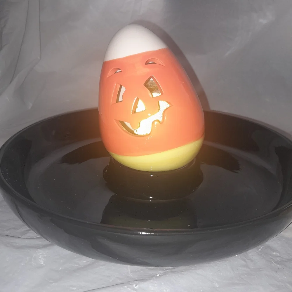 New Mr.Halloween illuminated Candy Dish/ chip & Dip Holder NIB